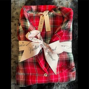 Victoria Secret Pajama Set